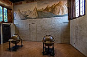 Castiglione Olona -  Palazzo Branda Castiglioni. Veduta di Vesprem nello studiolo (Masolino).